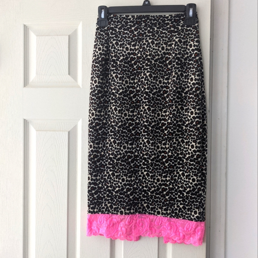 Vintage Pin-Up Pencil Skirt